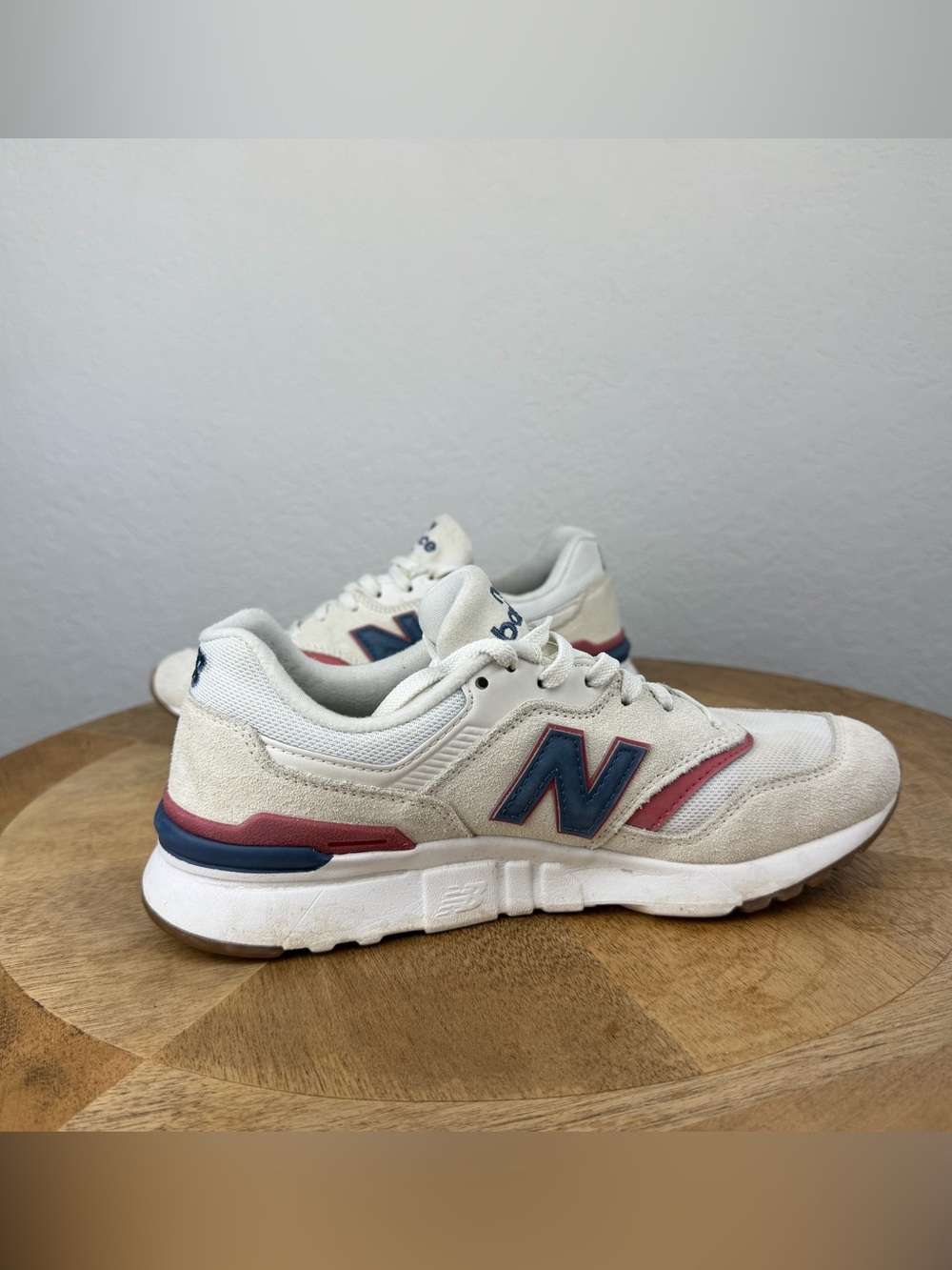 •NEW BALANCE• Womens 997H Sneakers Size 8